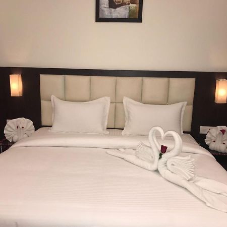 Hotel Anandi Inn Ballia Dış mekan fotoğraf