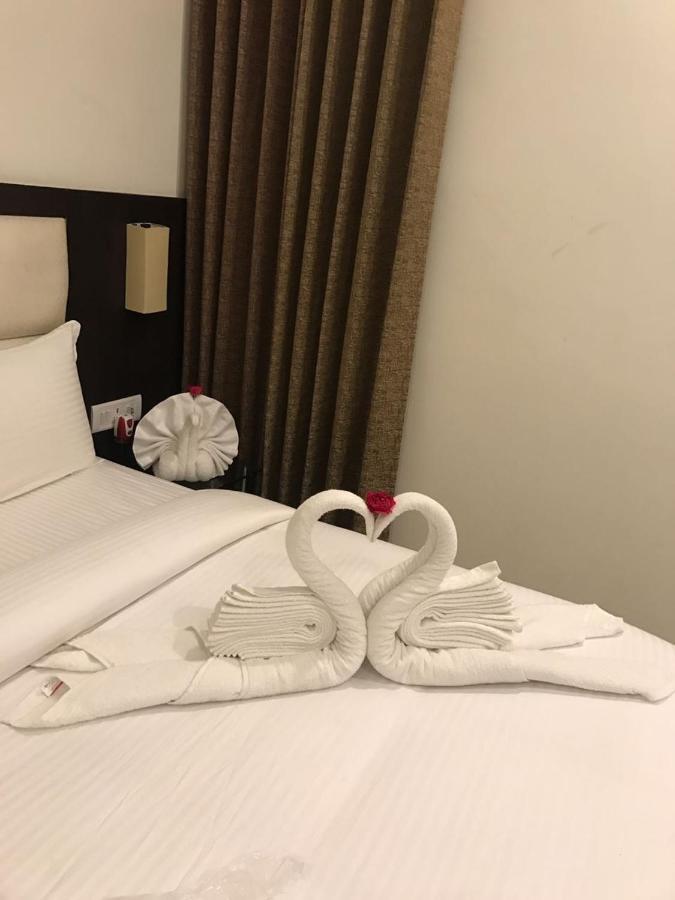 Hotel Anandi Inn Ballia Dış mekan fotoğraf